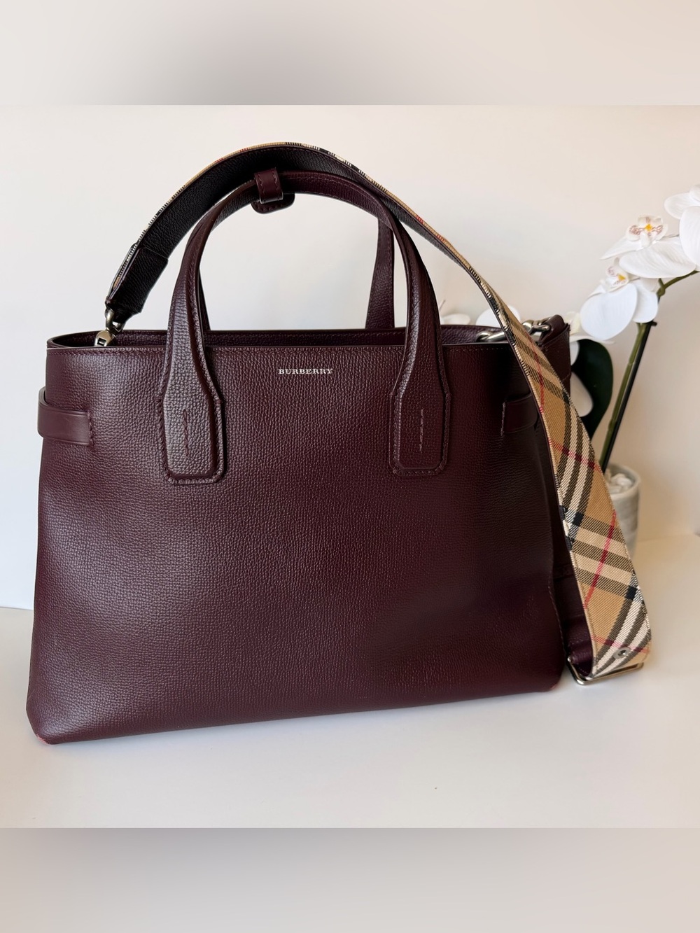 Burberry Burgundy Leather Medium  Banner Tote Crossbody Reversible Check Strap